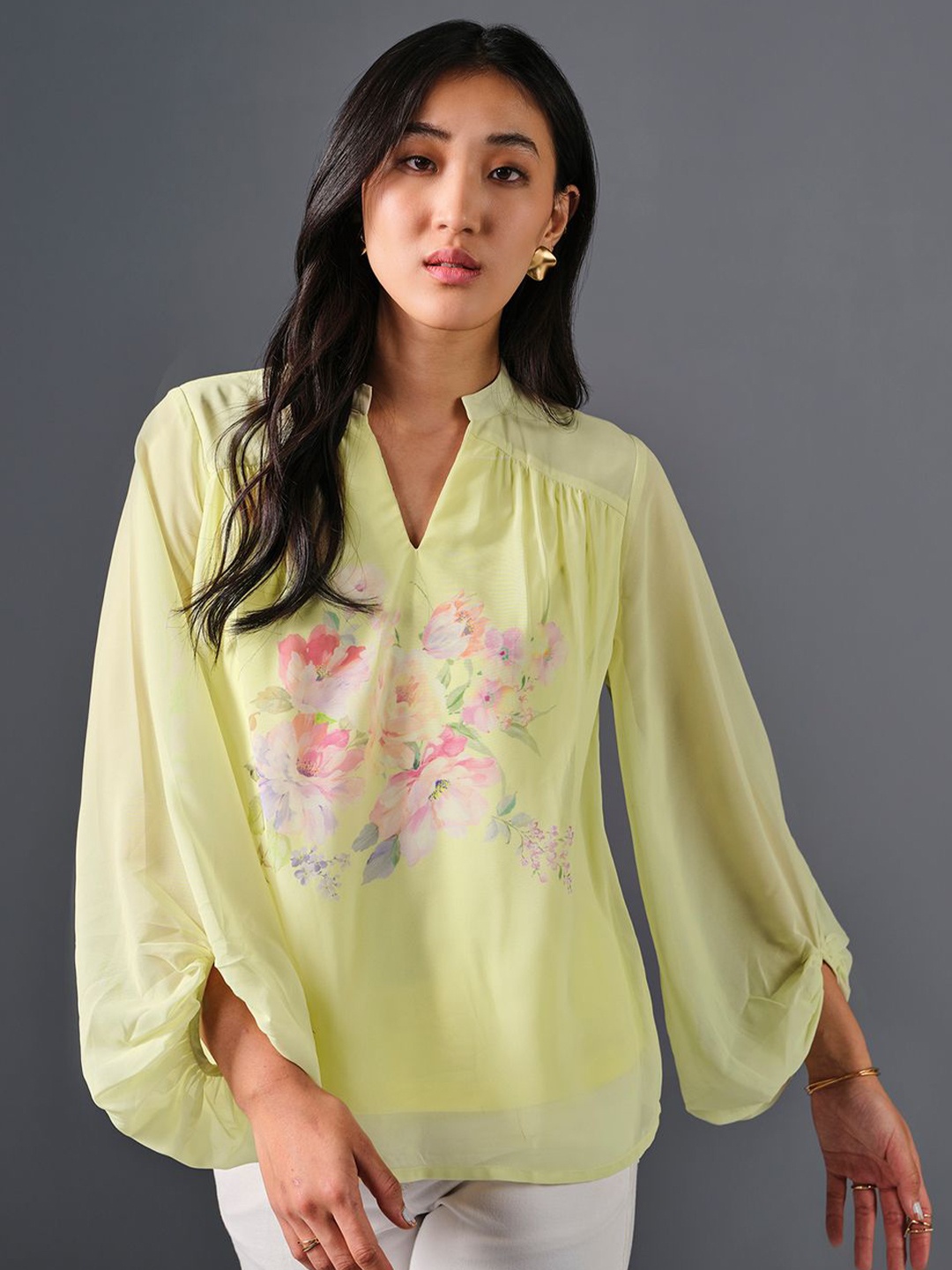 

AND Women Mandarin Collar Puff Sleeve Top, Pink