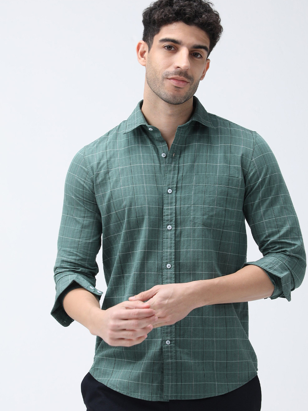 

BARE BROWN Men Cutaway Collar Checked Cotton Casual Shirt, Green