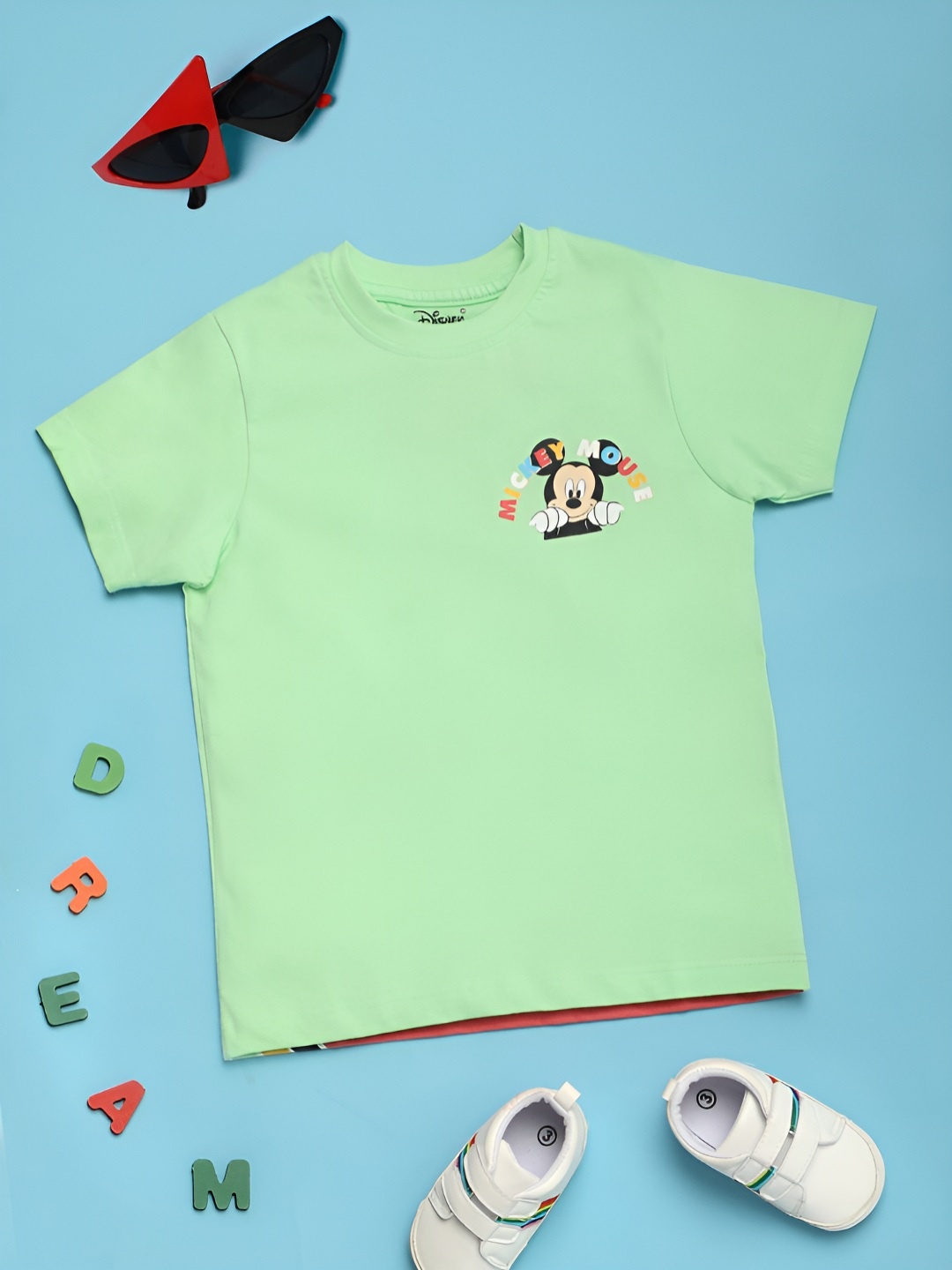 

V-Mart Boys Printed T-shirt, Green