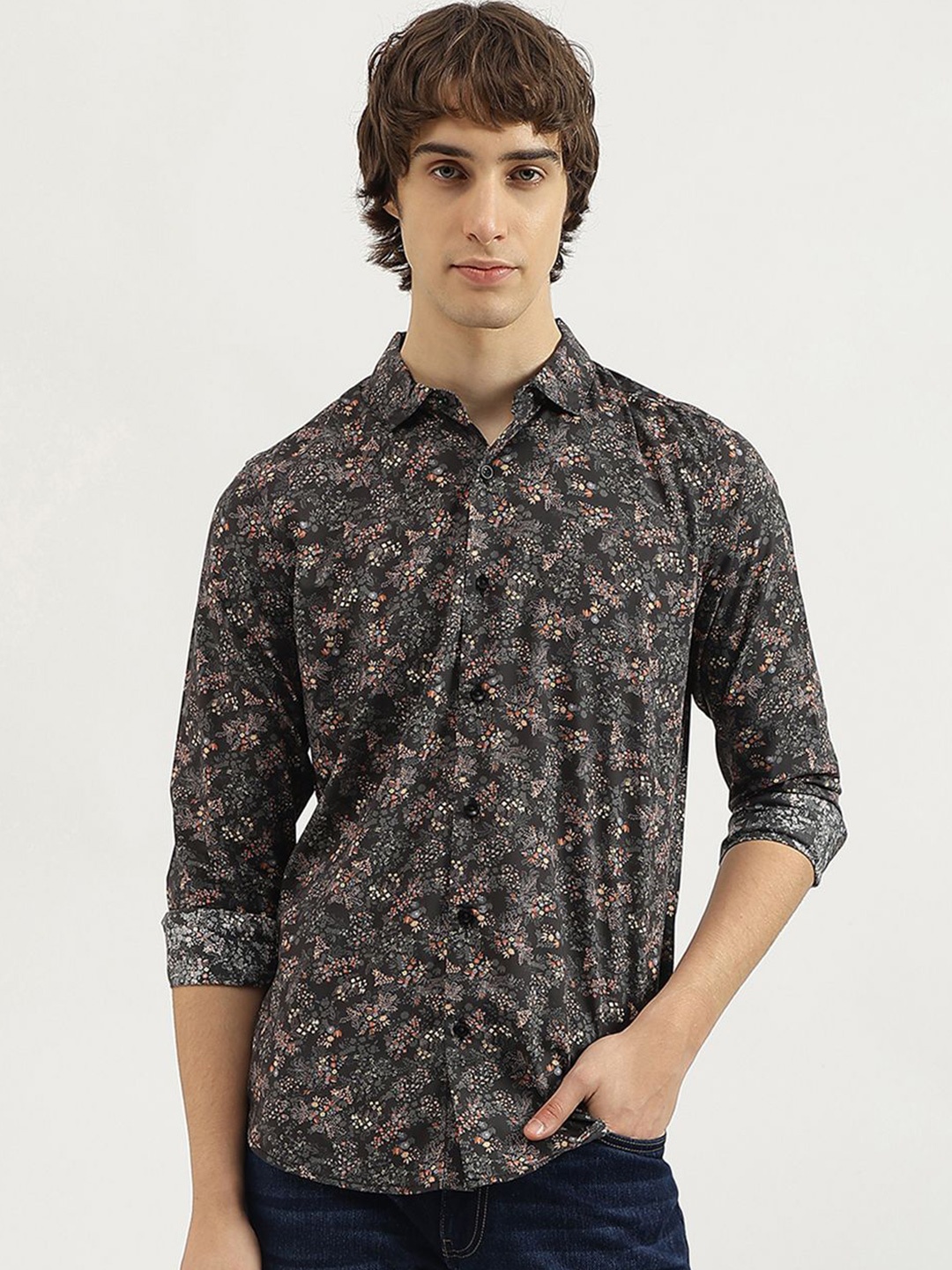 

United Colors of Benetton Men Spread Collar Floral Printed Casual Shirt, Olive