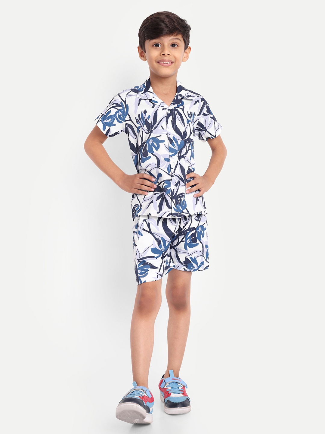 

BAESD Unisex Kids Printed Shirt with Shorts, White