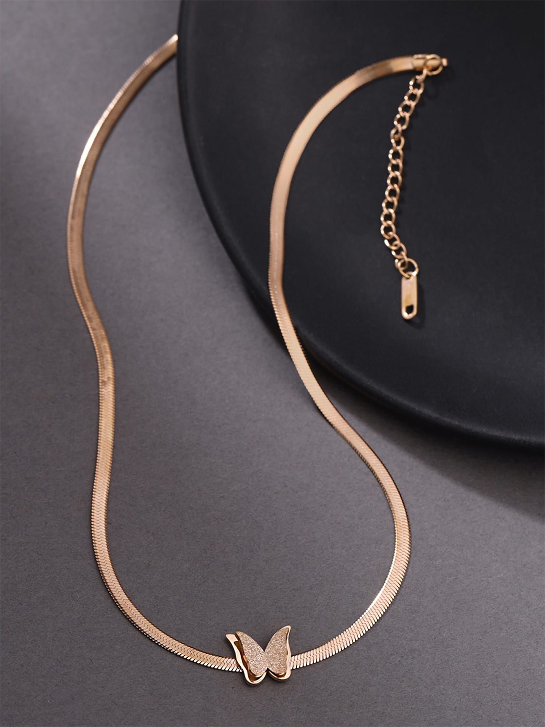 

Yellow Chimes Rose Gold-Plated Butterfly Shaped Pendant Chain