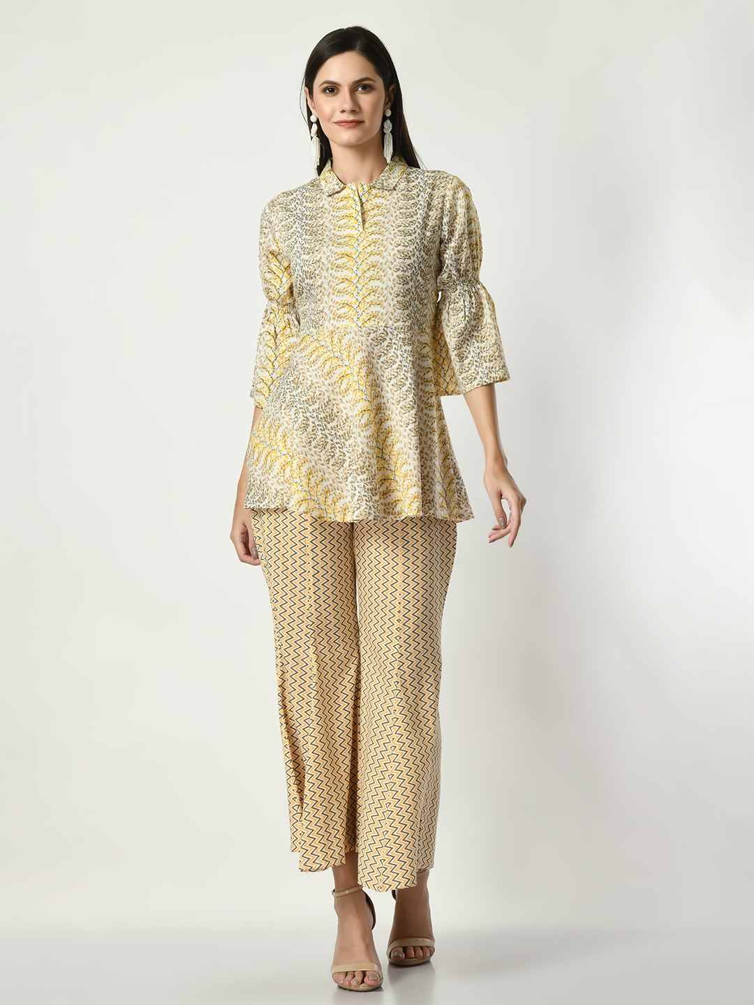 

VAPPSYAM Floral Printed Tunic With Trousers Co-Ords, Yellow