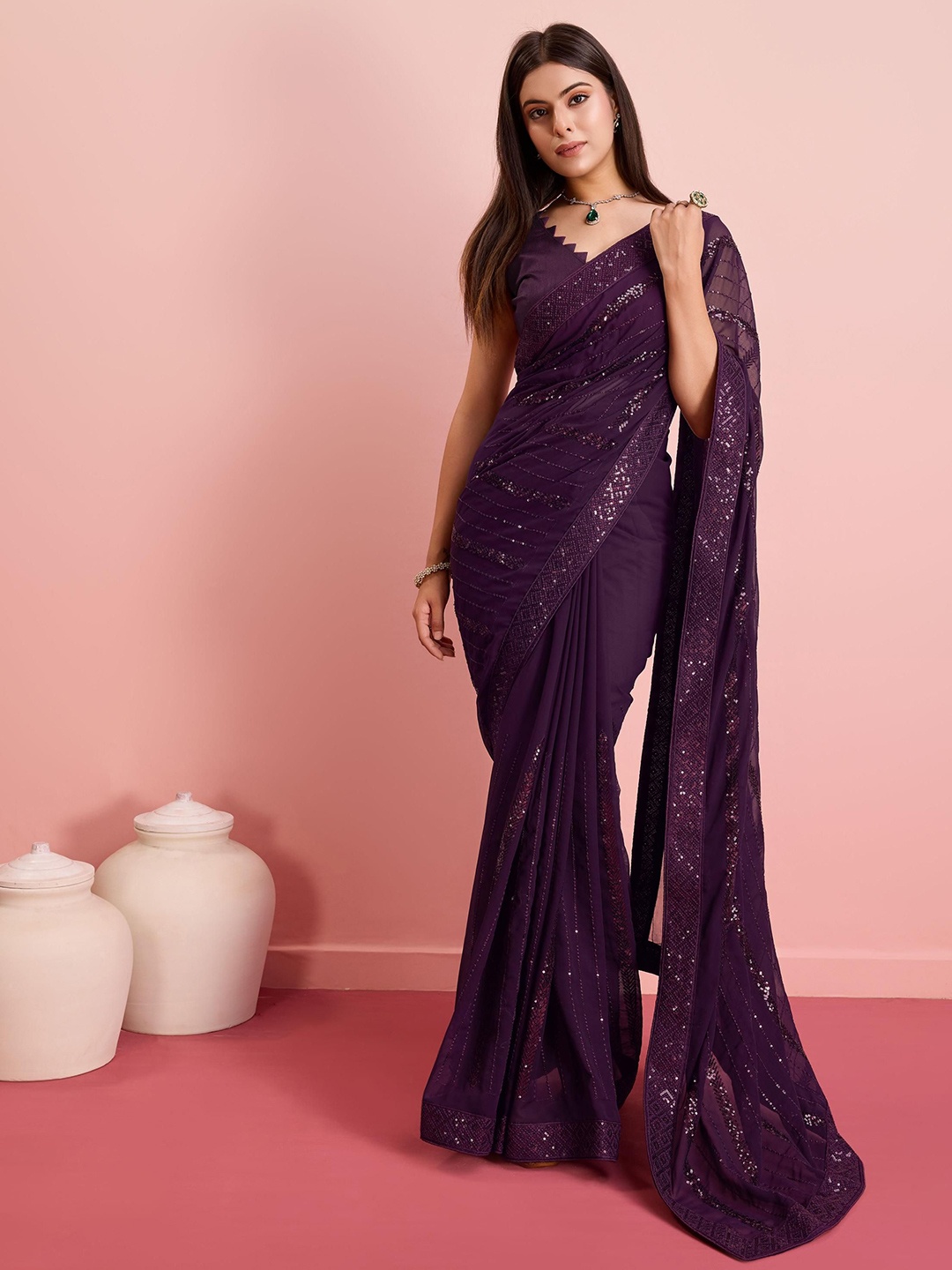 

VAIRAGEE Women Embellished Sequinned Ready to Wear Saree, Violet