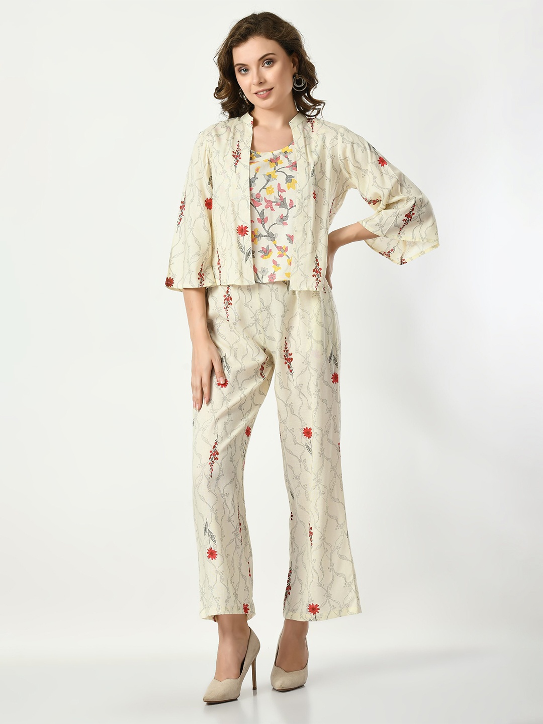 

VAPPSYAM Printed Crop Top With Trousers & Shrug Co-Ords, White