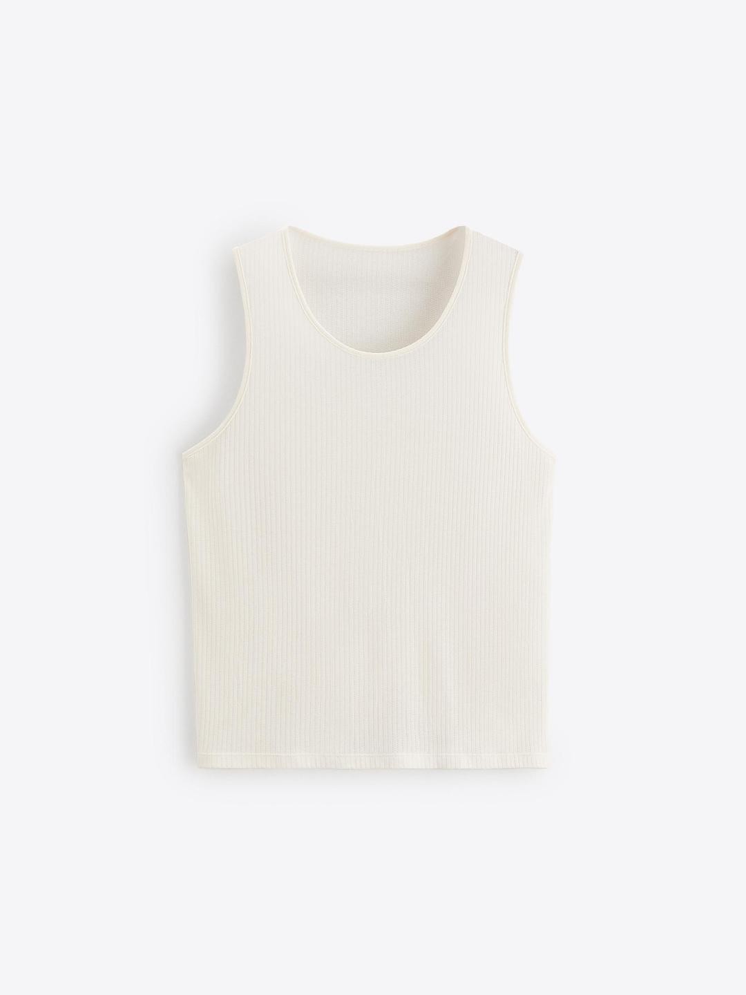 

ZARA Men Beige Tshirts