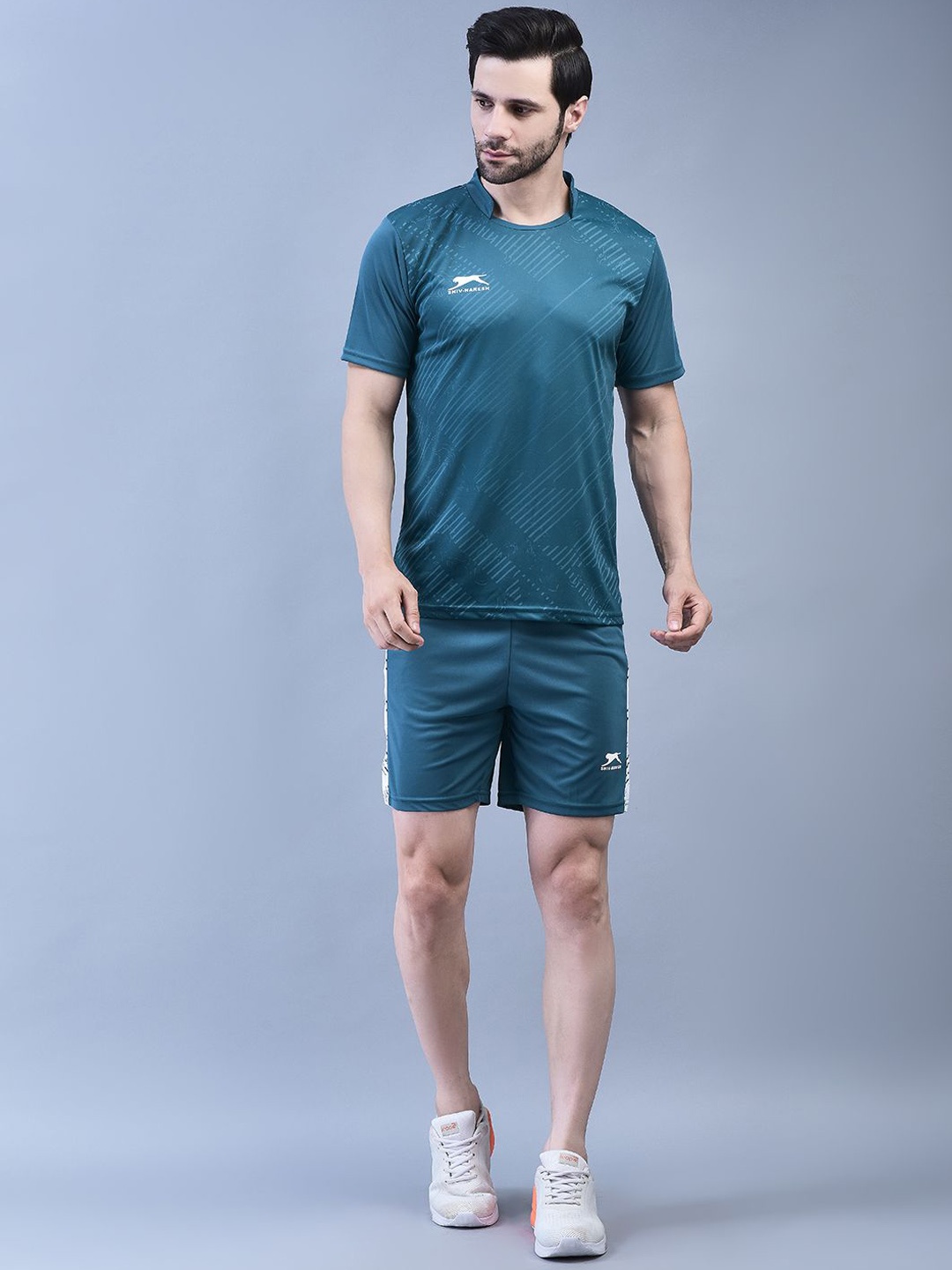 

Shiv Naresh Football Set T-Shirt & Shorts, Turquoise blue