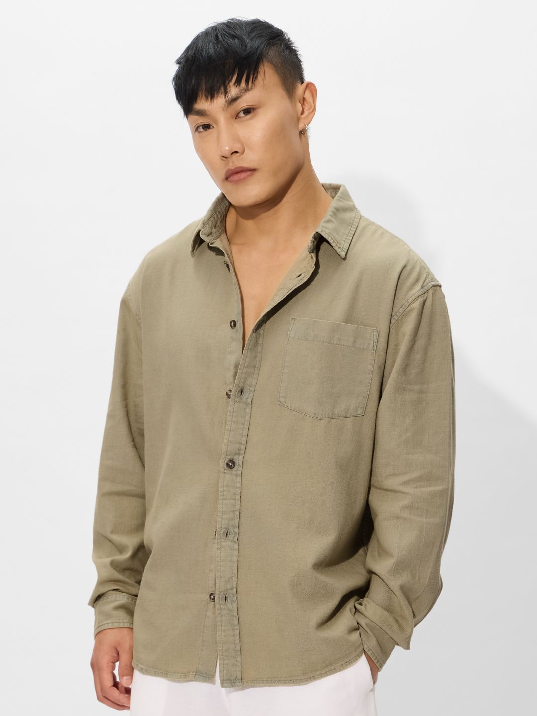 

The Souled Store Men Spread Collar Relaxed Fit Solid Cotton Casual Shirt, Cream