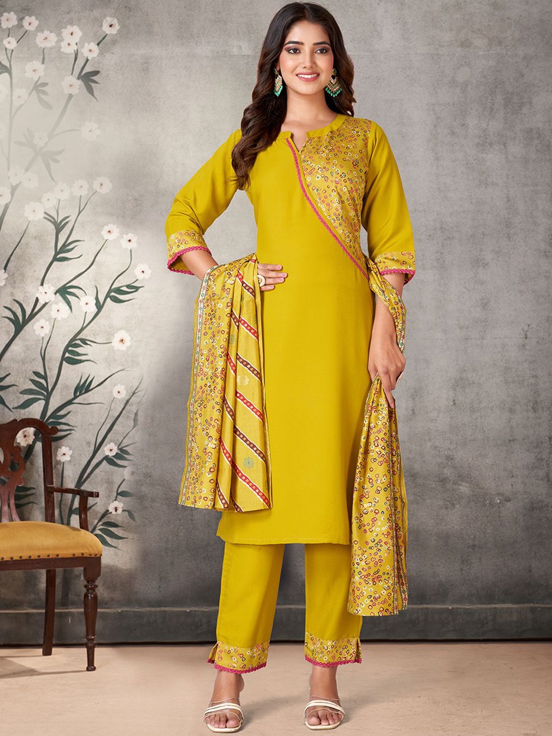 

KALINI Bhandani Printed Notch Neck Straight Kurta with Palazzo & Dupatta, Yellow