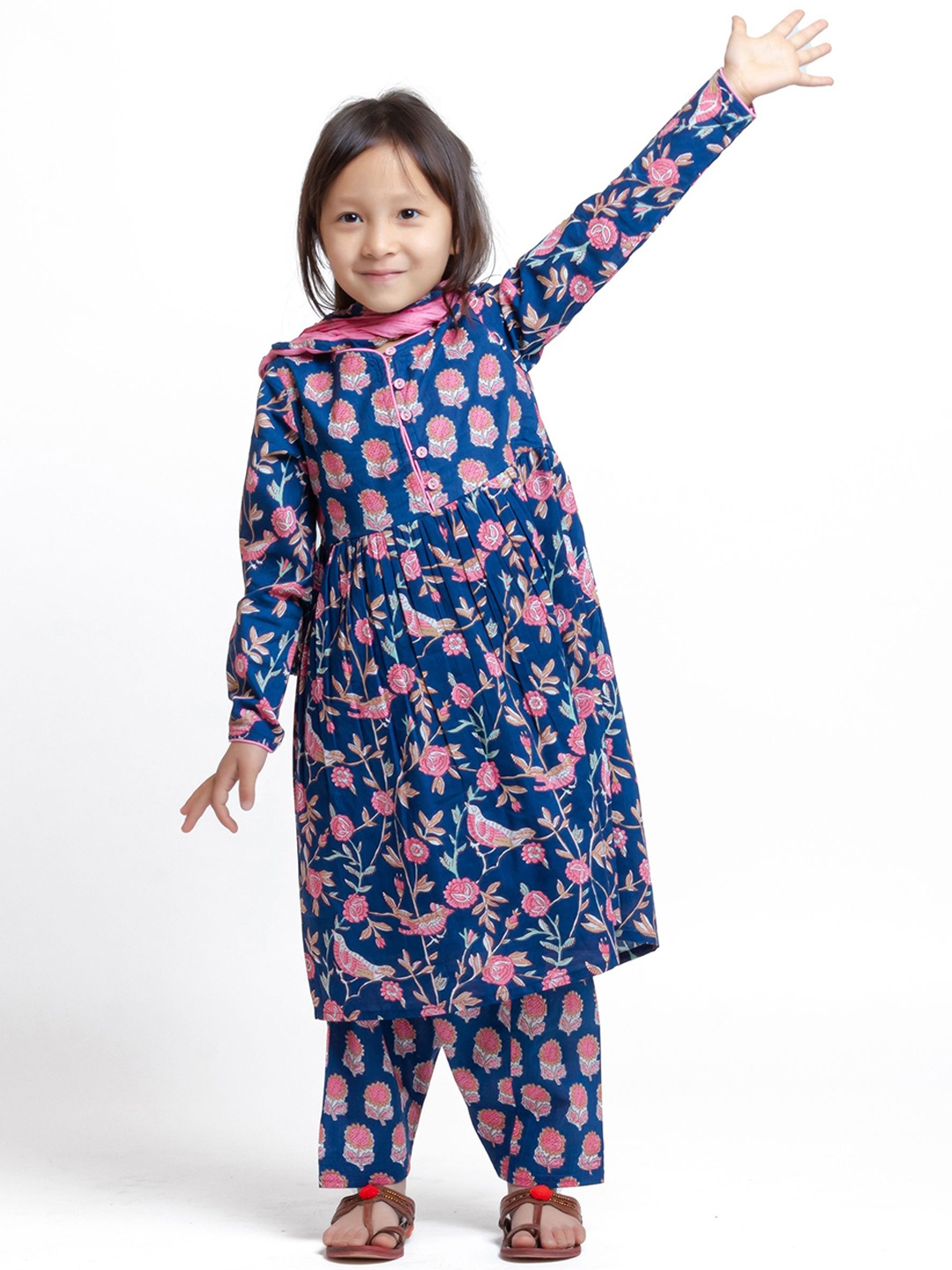 

My Little Lambs Girls Ethnic Motifs Printed Pure Cotton Kurta with Trouser & Dupatta, Blue