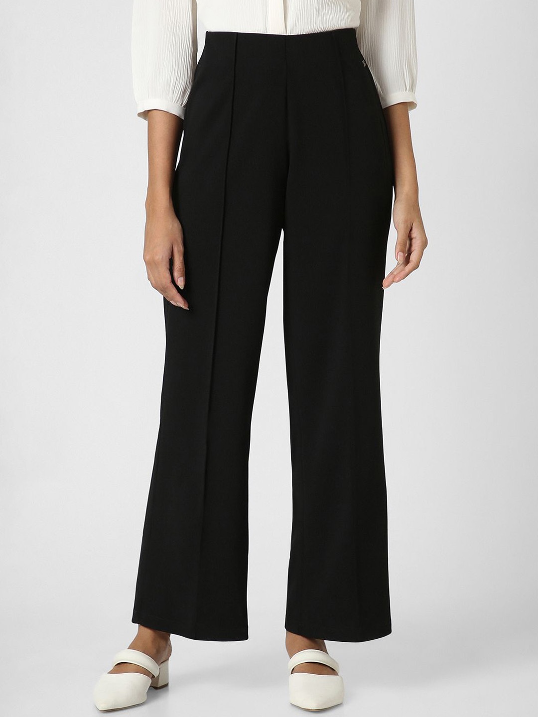 

Van Heusen Woman Solid Regular Trousers, Black