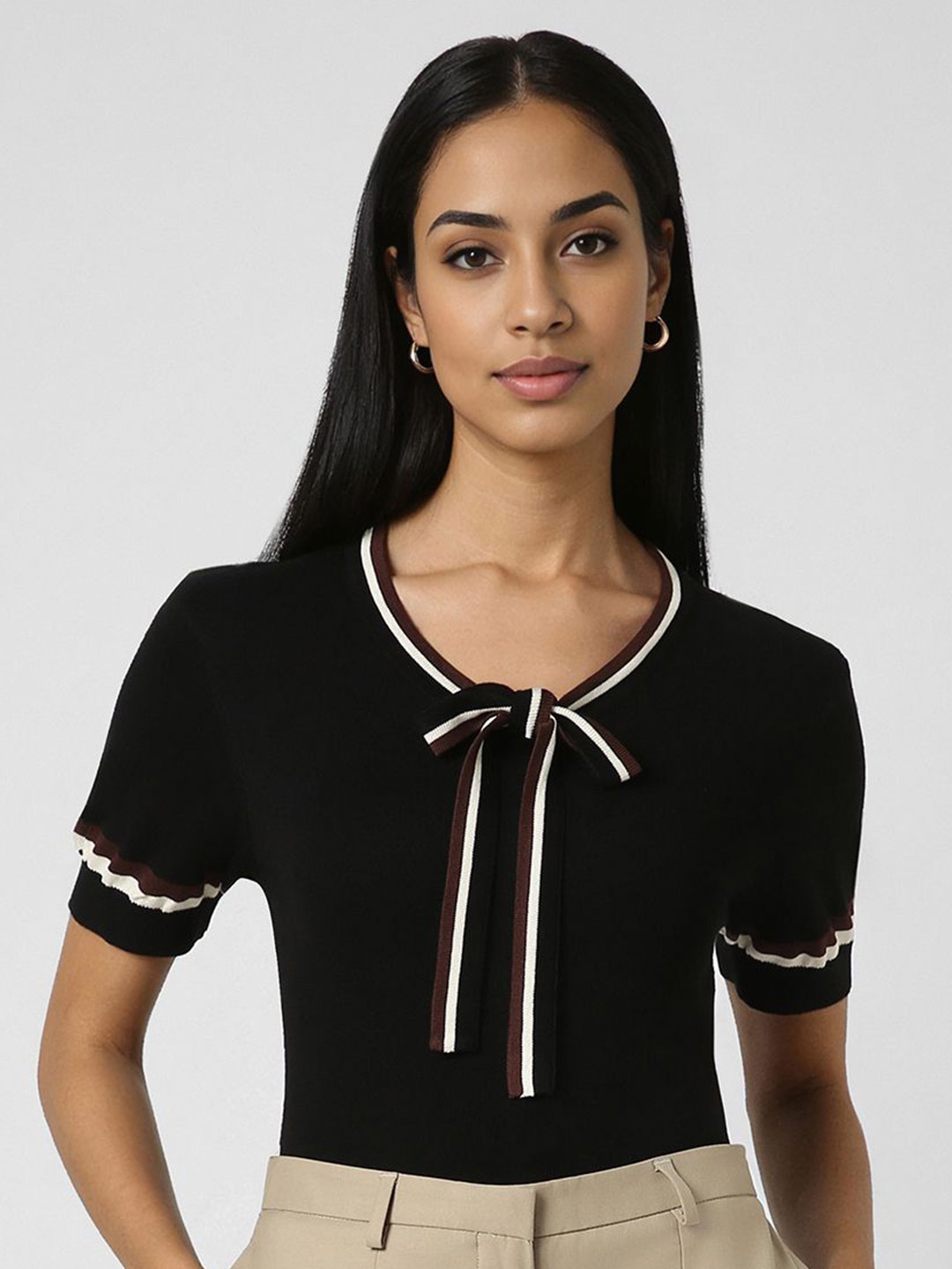 

Van Heusen Woman Tie-Up Neck Top, Black
