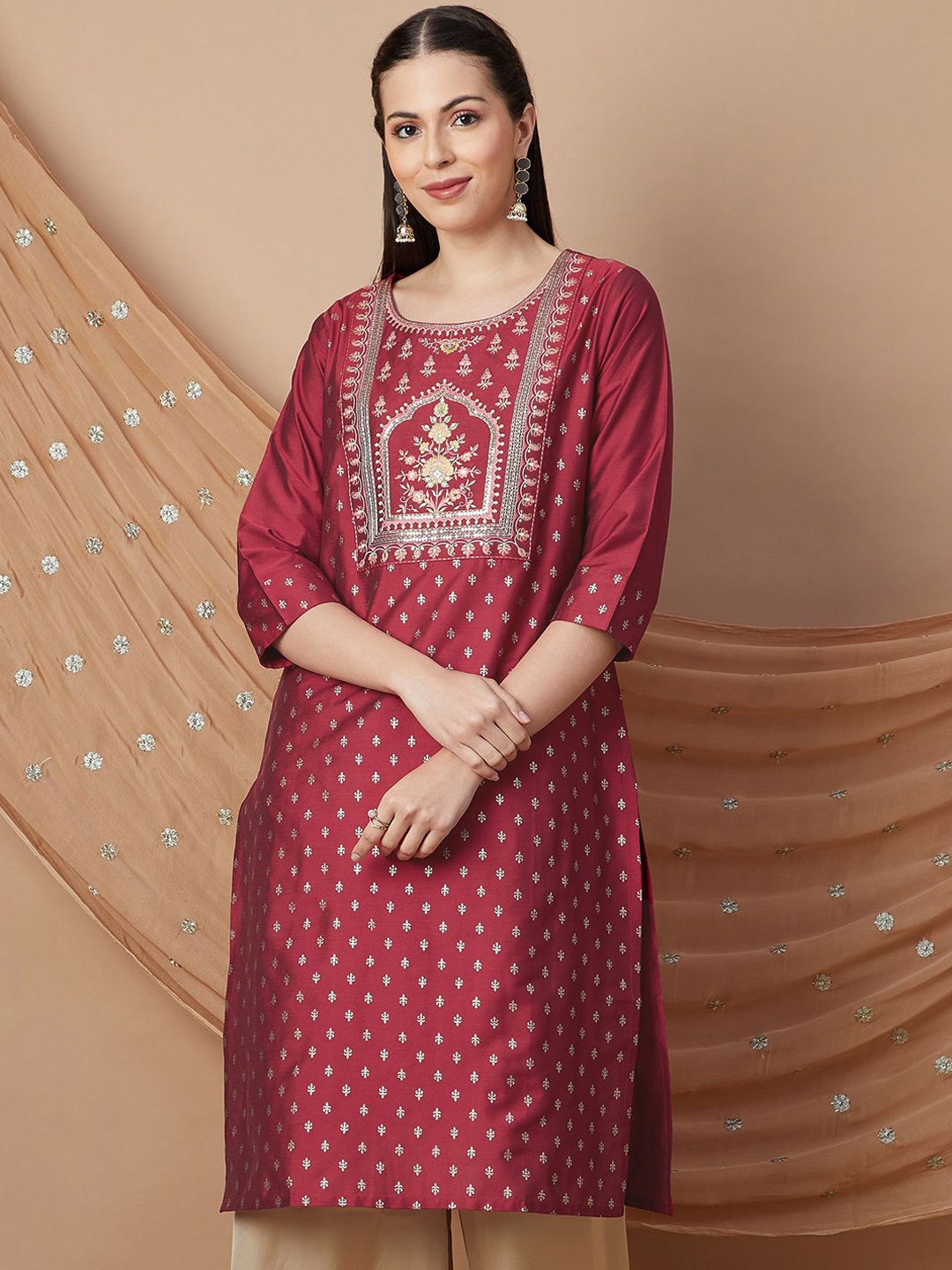 

Melange by Lifestyle Floral Embroidered Thread Work Straight Kurta, Red