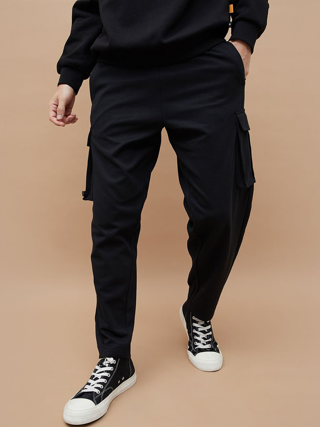 

Kappa Men Relaxed-Fit Mid Rise Track Pants, Black