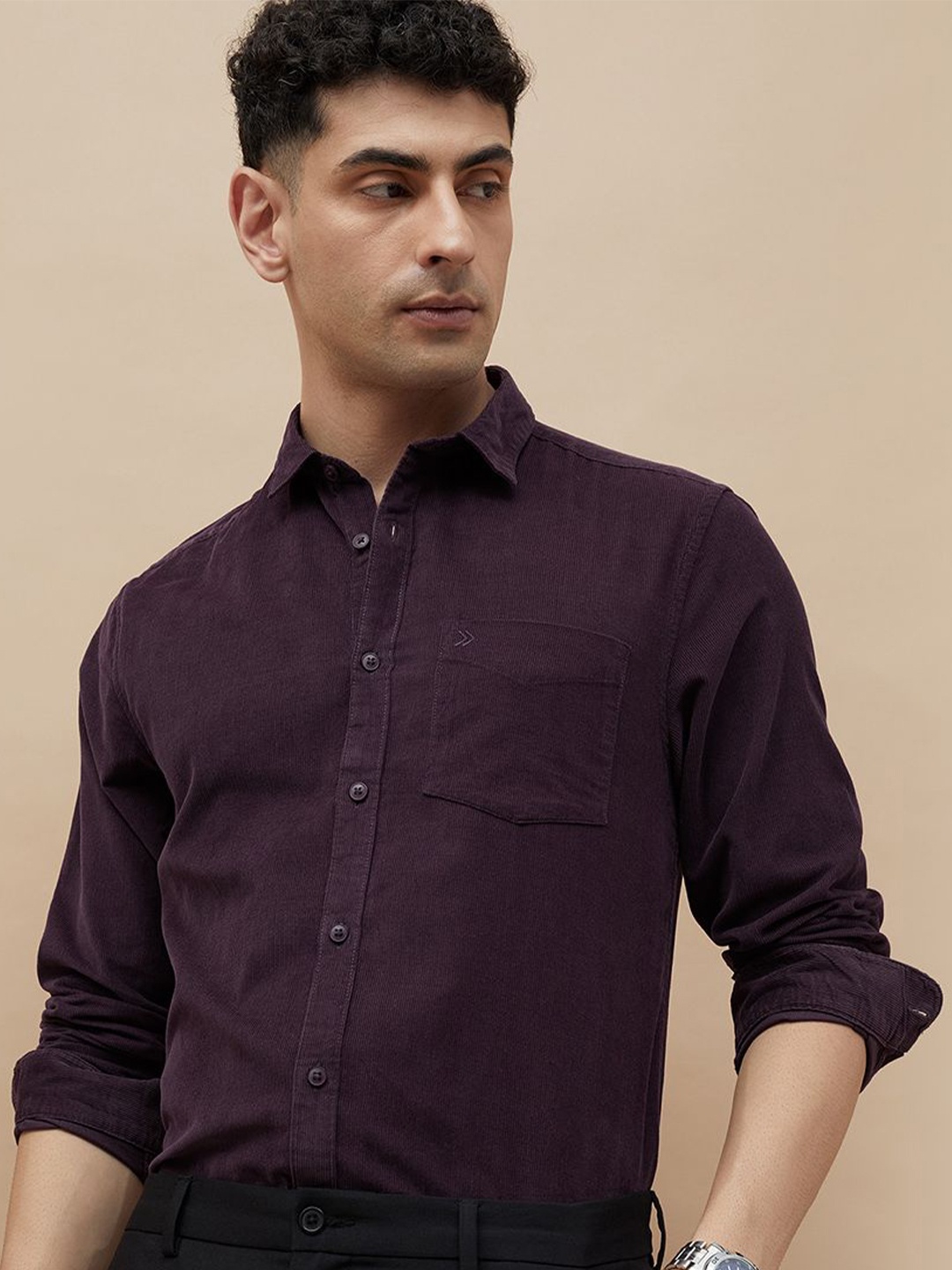 

CODE by Lifestyle Men Cutaway Collar Solid Cotton Casual Shirt, Purple