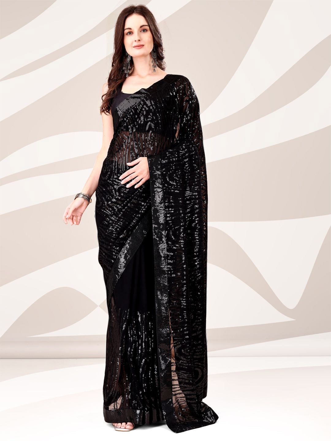 

Mitera Sequinned Embellished Pure Georgette Saree With Blouse Piece, Black