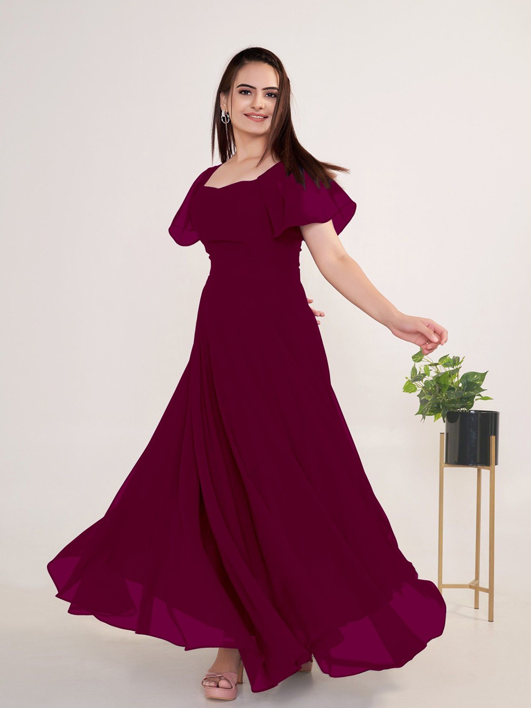 

Krunal Raiyani Women Flared Sleeves Maxi Dress, Magenta