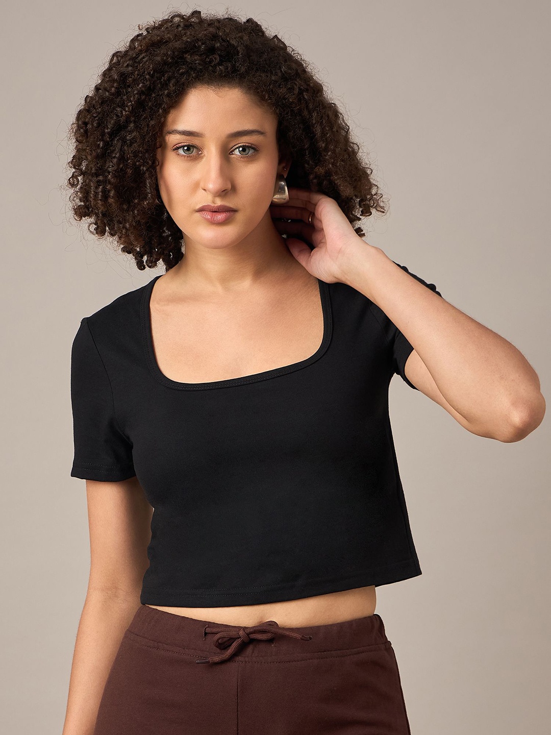 

Mayra Women Solid Scoop Neck Cotton T-shirt, Black