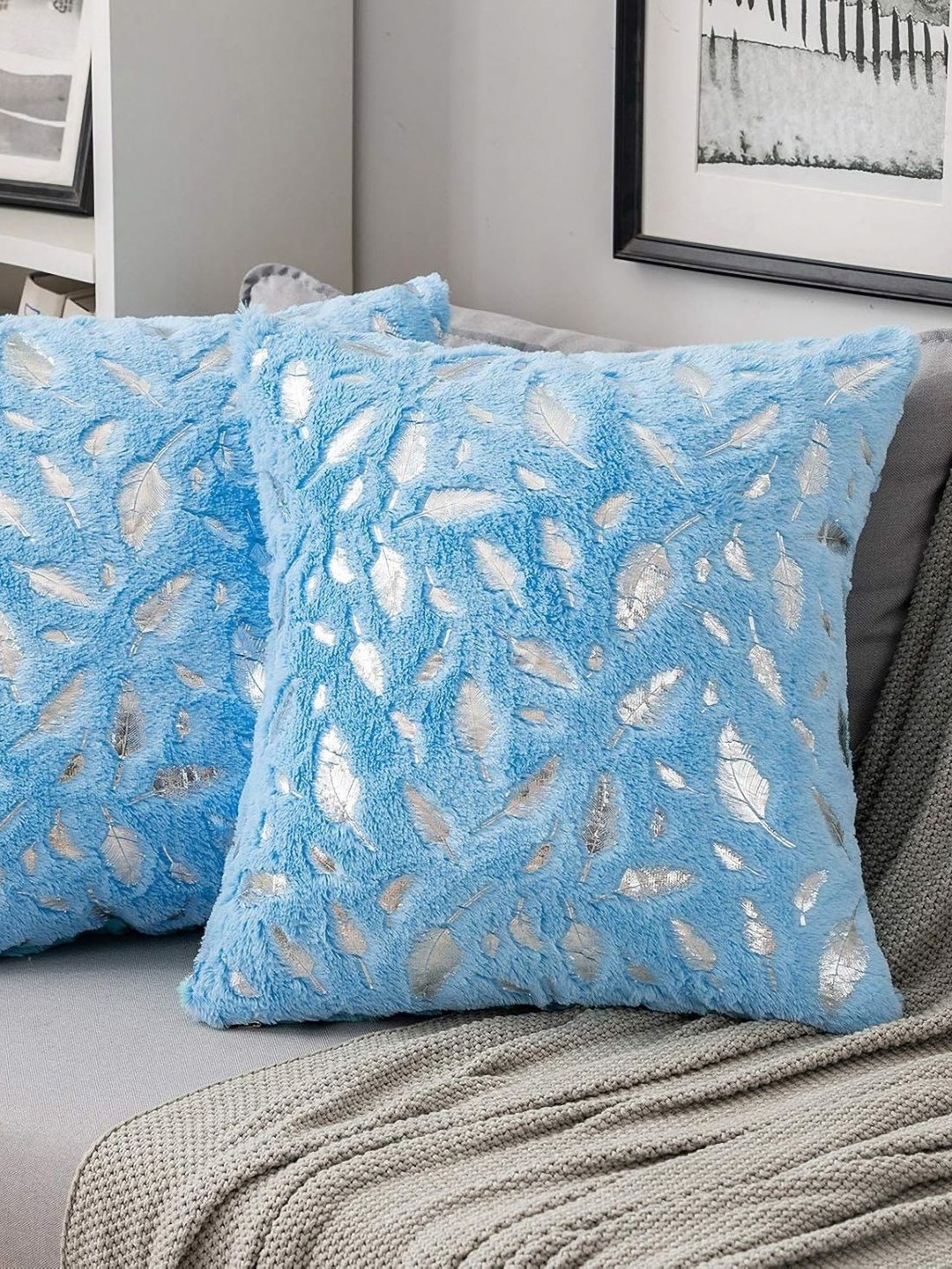 

TANLOOMS Teal & Silver-Toned Set of 2 Velvet Square Cushion Covers