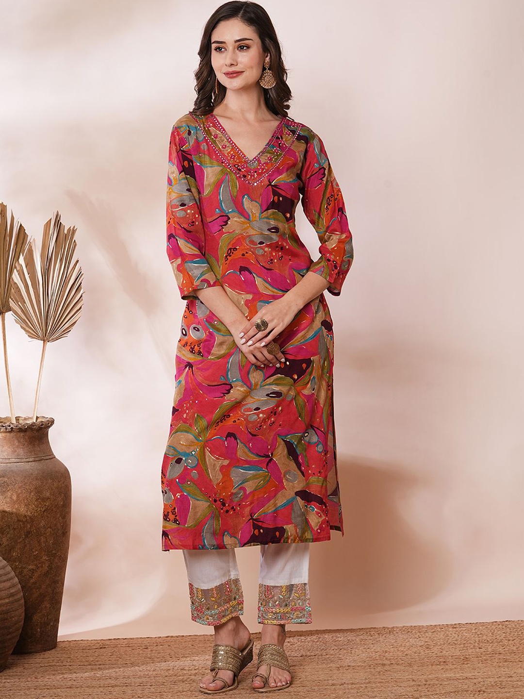 

FASHOR Floral Printed Sequinned Straight Kurta, Red