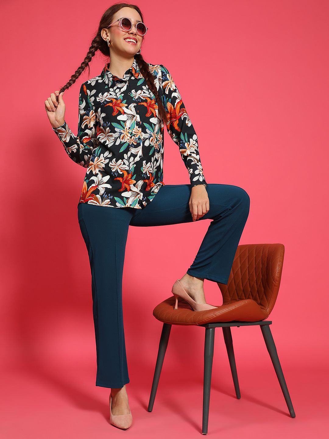

Oxolloxo Women Smart Spread Collar Floral Printed Casual Shirt, Multi