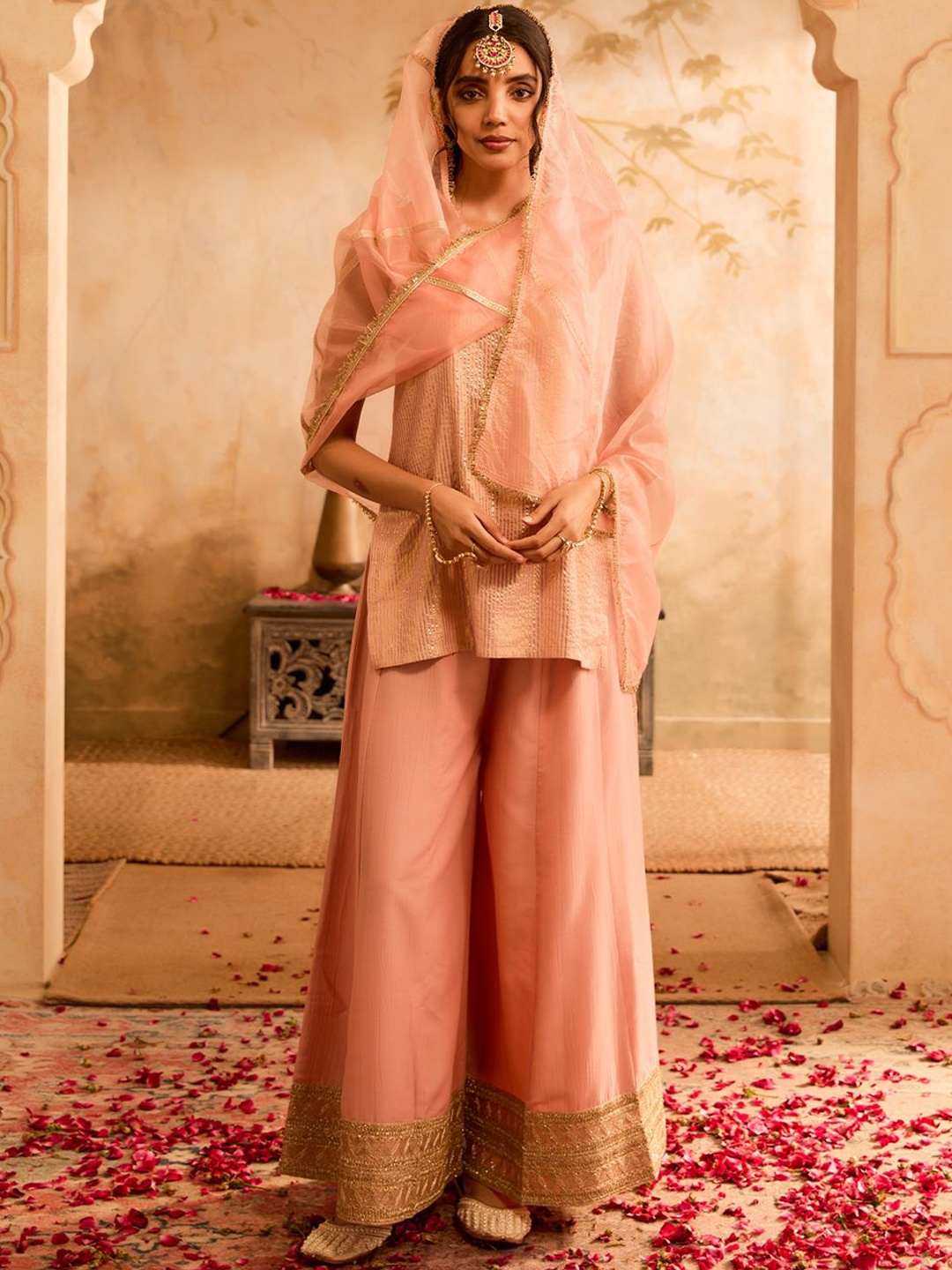 

Bani Women Round Neck Straight Kurti with Palazzos & Dupatta, Pink