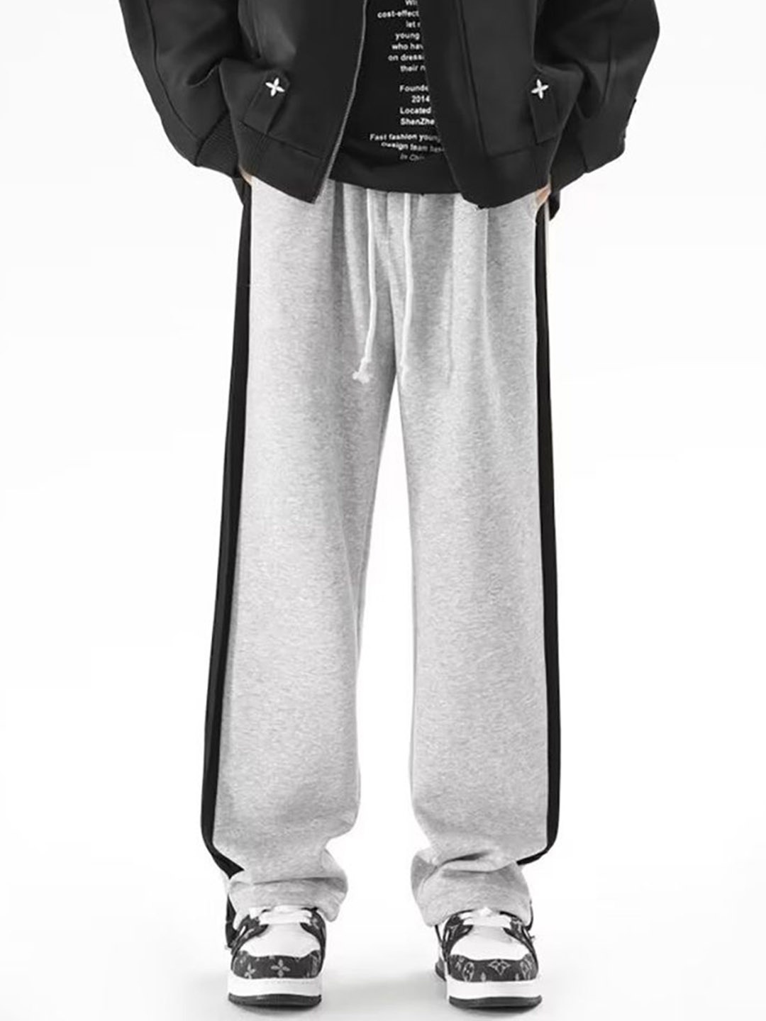 

StyleCast x Revolte Men Loose Fit Regular Trousers, Grey