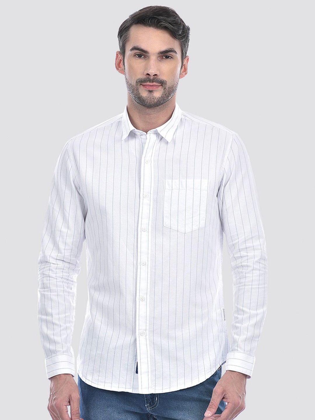 

Numero Uno Men Spread Collar Vertical Striped Cotton Slim Fit Casual Shirt, White