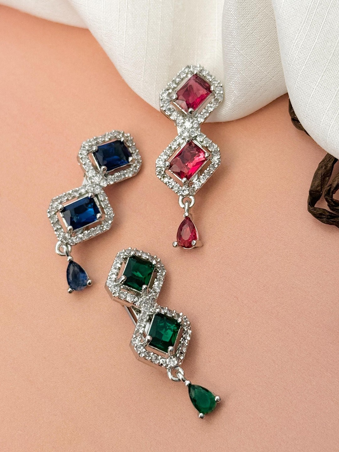 

ABDESIGNS Set Of 3 Artificial Stones Studded Saree Clips, Silver