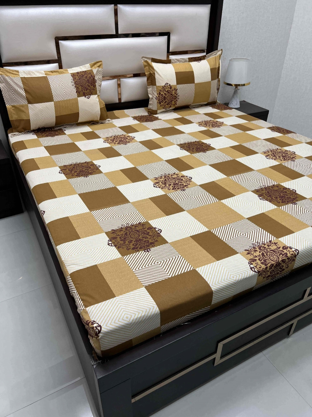

Pure Decor Passion Brown Geometric Printed Cotton 250 TC Queen Bedsheet Set 2.53 x 2.29m
