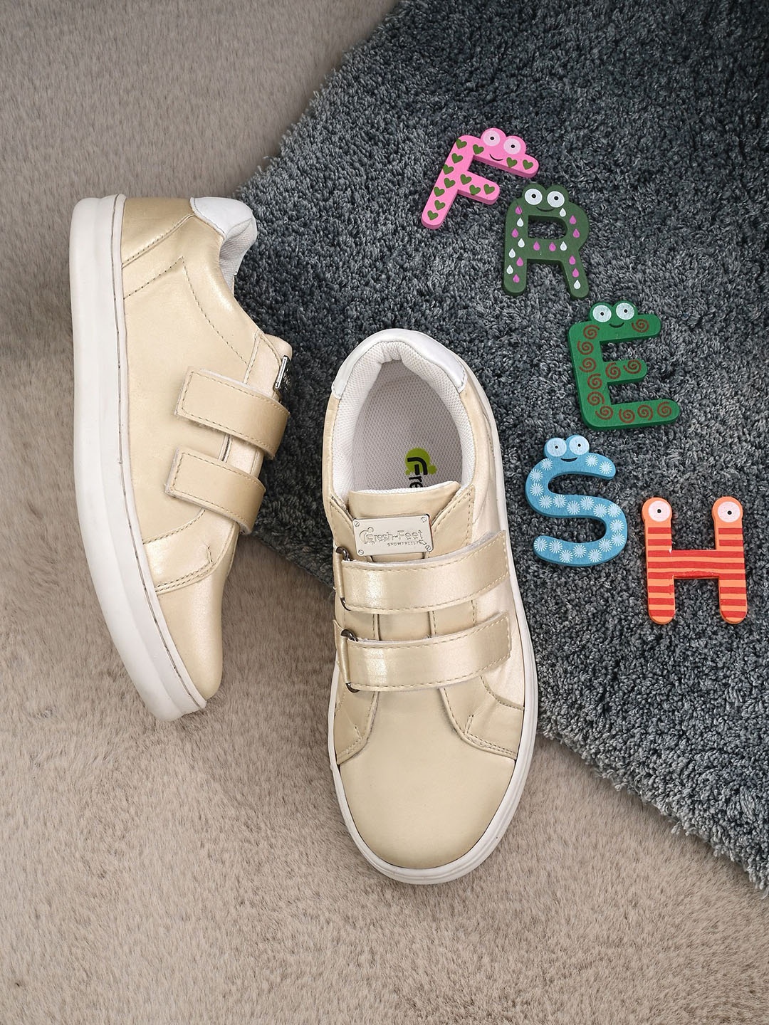 

FRESH 1947 FEET Kids Casual Sneakers, Gold