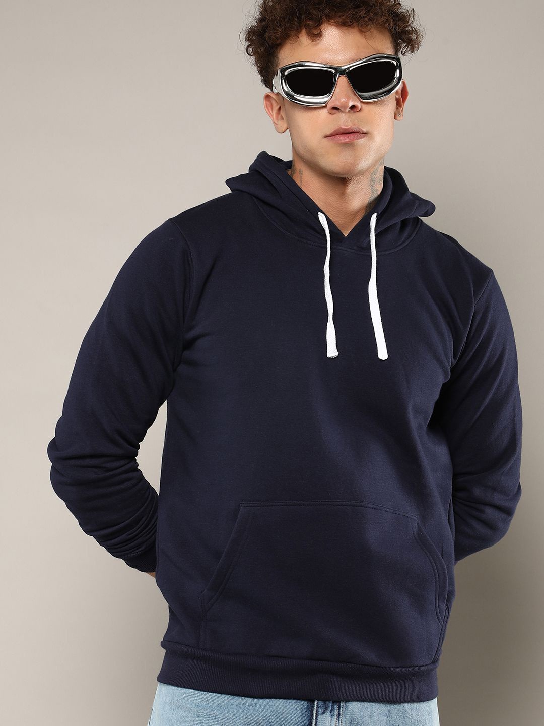 

Campus Sutra Men Hooded Cotton Sweatshirt, Navy blue