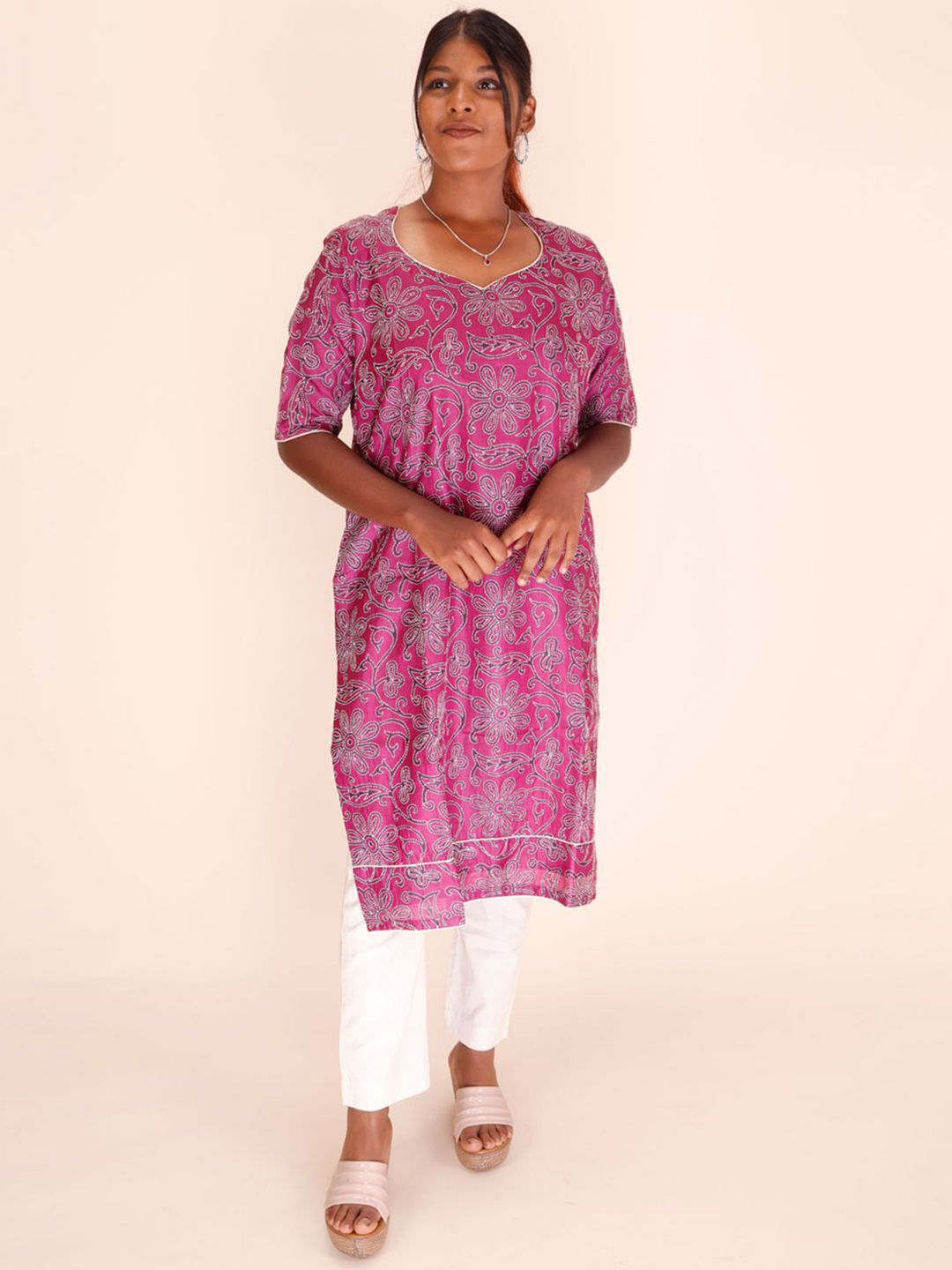 

Avishya Floral Printed Pure Cotton Straight Kurta, Pink
