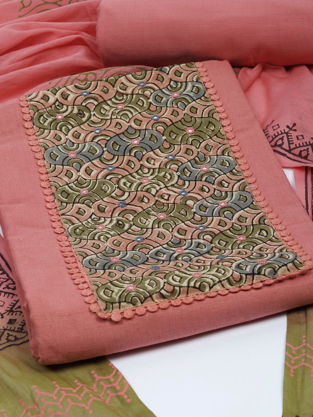 

KAMI KUBI Geometric Printed Mirror Work Pure Cotton Unstitched Dress Material, Pink