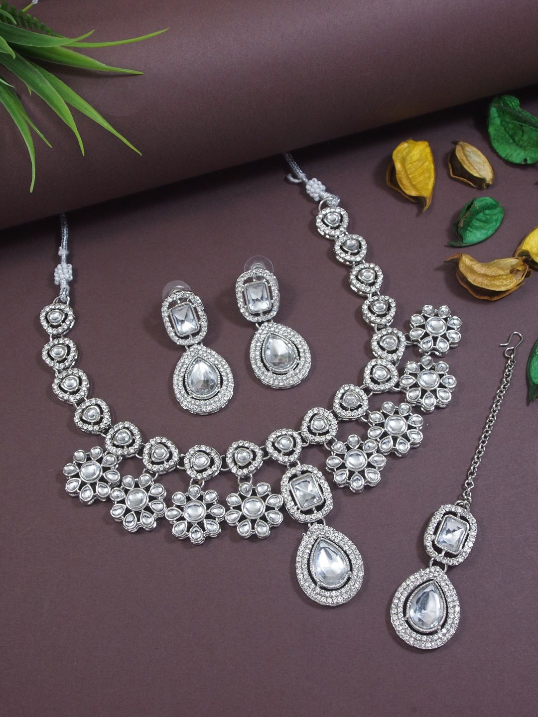 

I Jewels Sliver-Plated Kundan-Studded Necklace & Earrings With Maang Tika, Silver