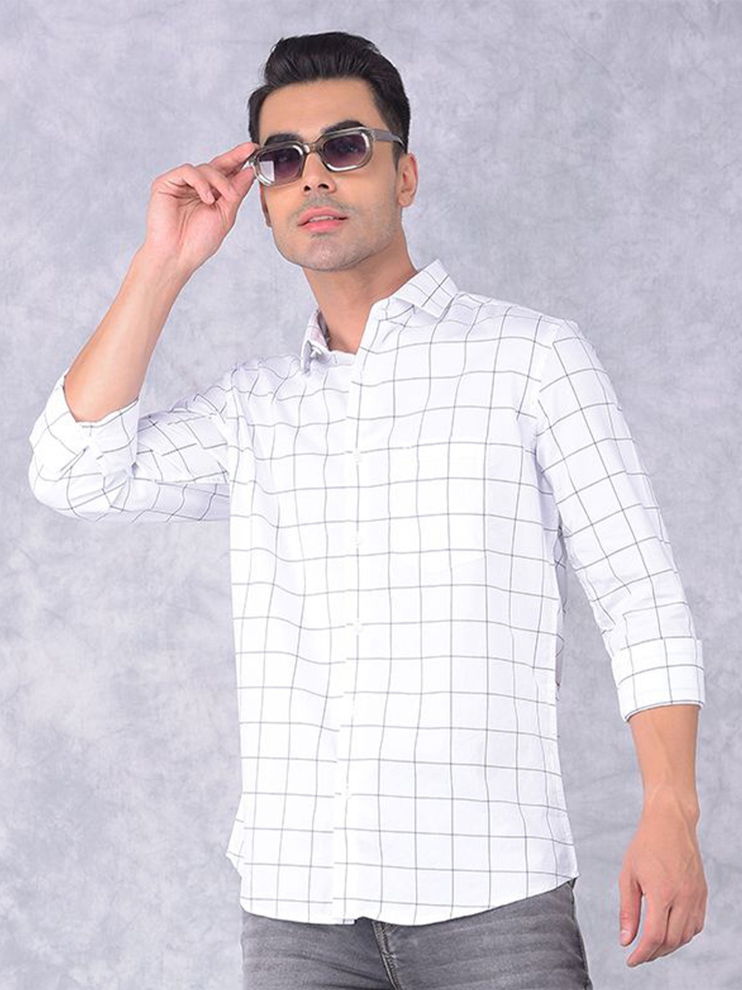 

Crimsoune Club Men Smart Spread Collar Windowpane Checked Cotton Slim Fit Casual Shirt, White
