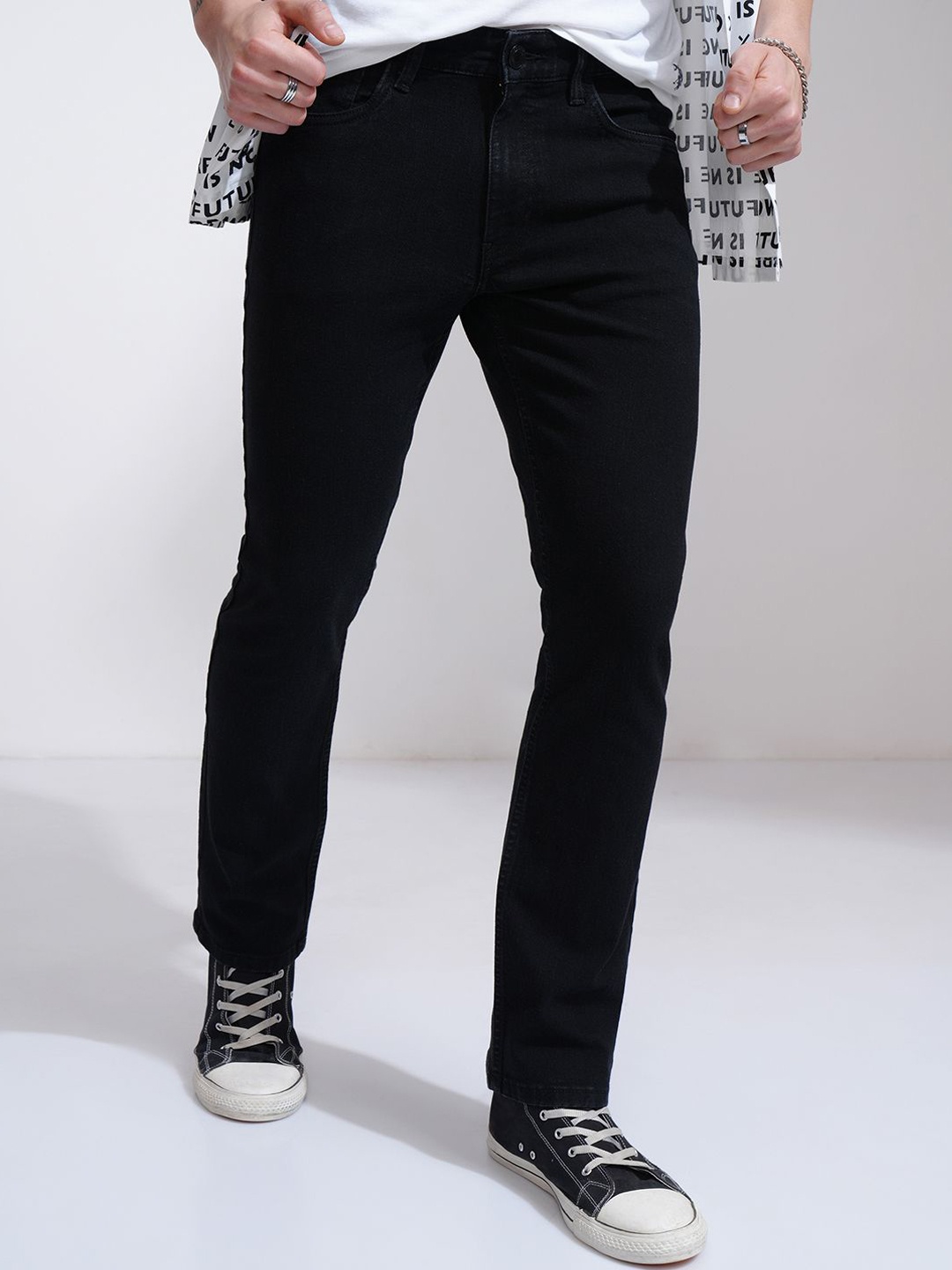 

HIGHLANDER Men Straight Fit Stretchable Jeans, Black