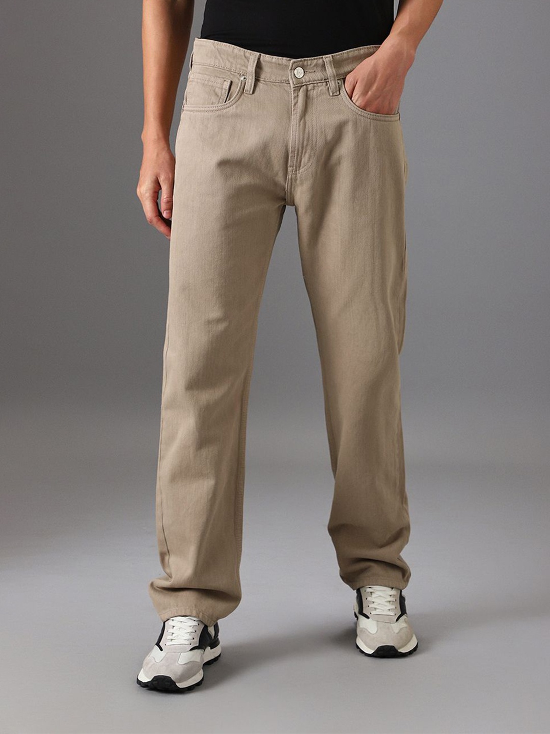

Banana Club Men Mid-Rise Regular Fit Jeans, Beige
