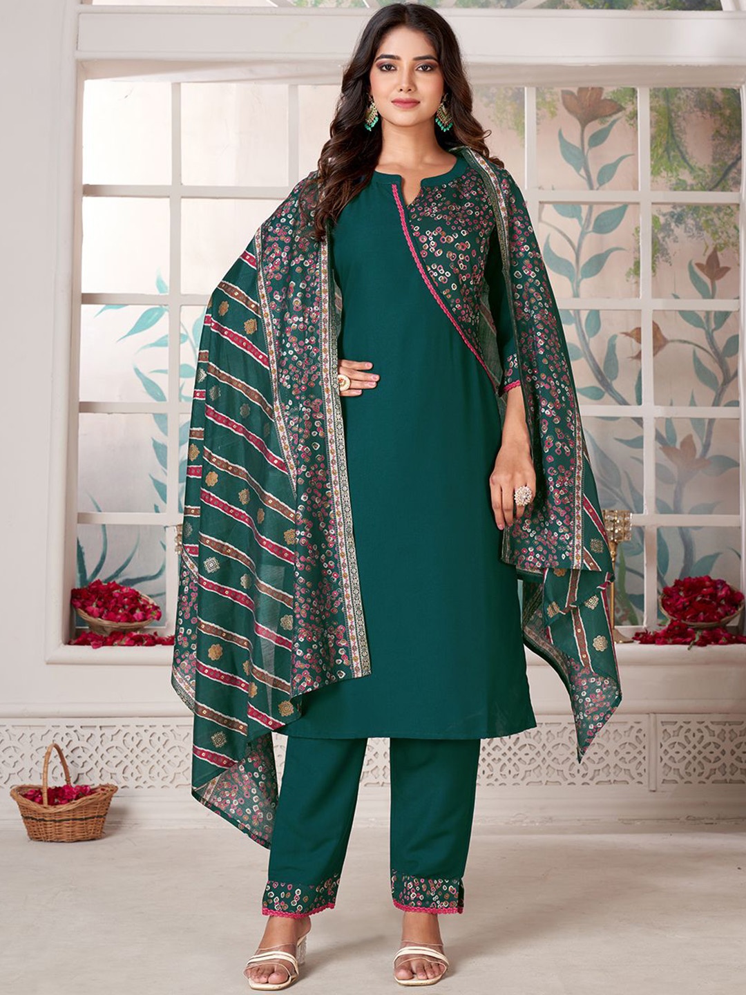 

KALINI Bandhani Printed Straight Kurta with Trousers & Dupatta, Green