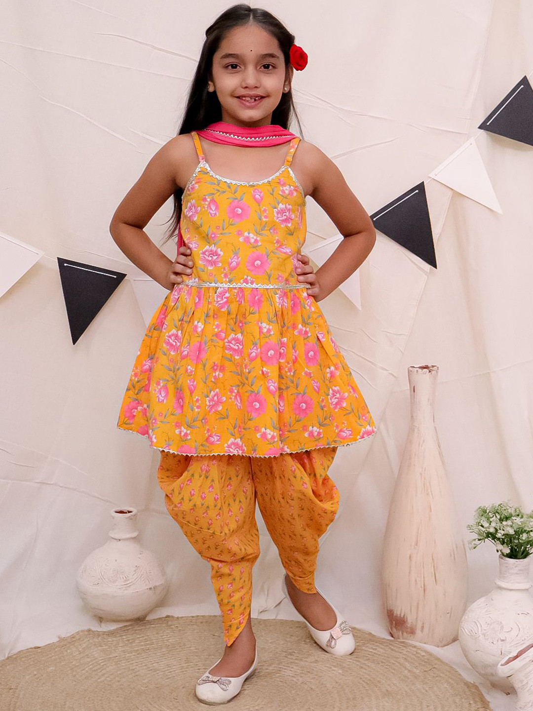 

Ka-mee Girls Floral Printed Regular Pure Cotton Kurta with Dhoti Pants & With Dupatta, Orange