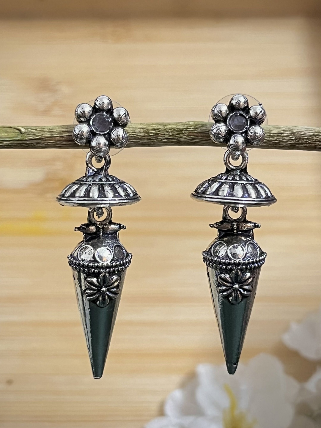 

SUBHAGALANKAR Classic Drop Earrings, Silver
