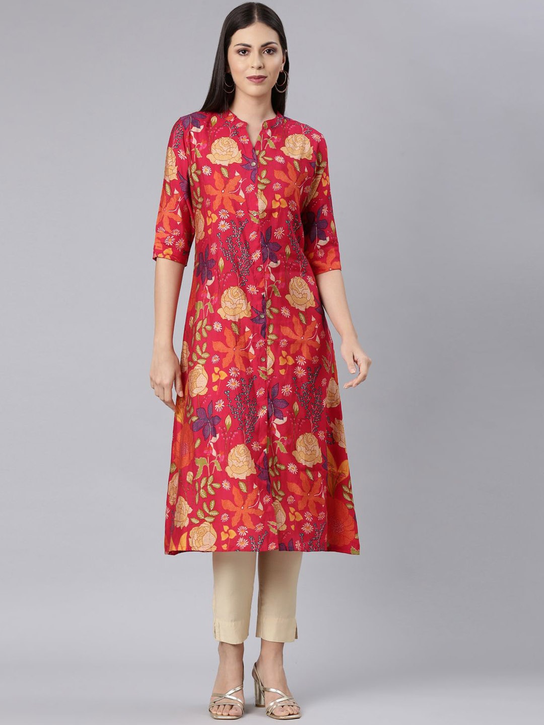 

Neerus Floral Printed Mandarin Collar Pure Cotton Kurta, Red