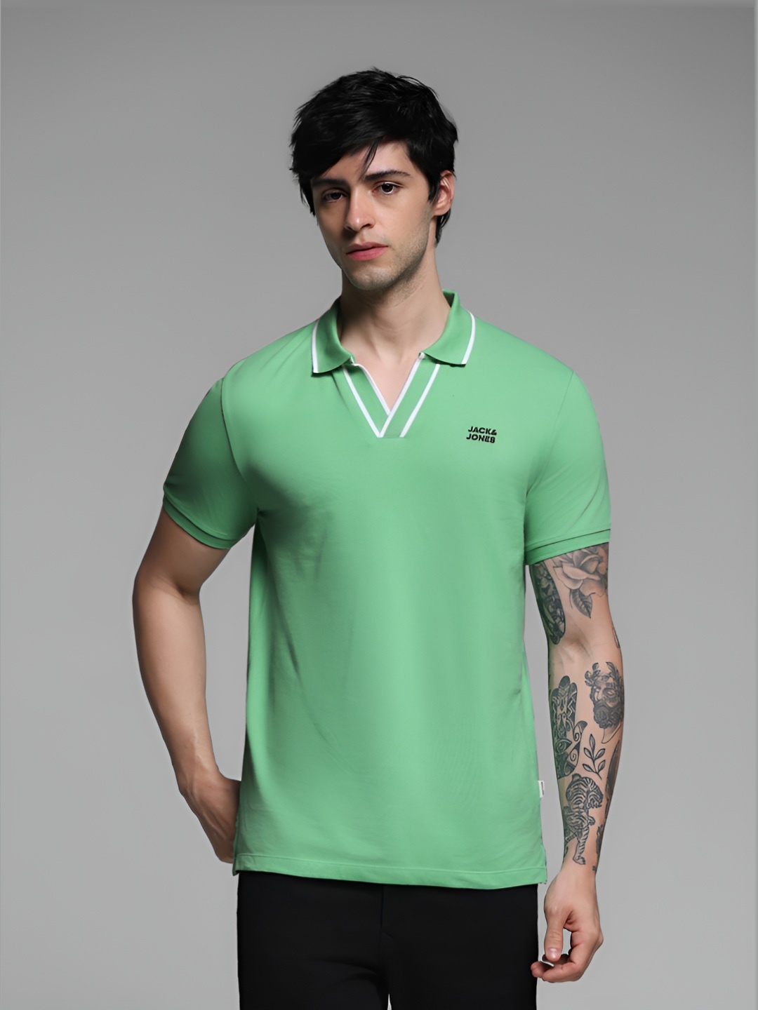 

Jack & Jones Men Solid Polo Collar Cotton Slim Fit T-shirt, Green