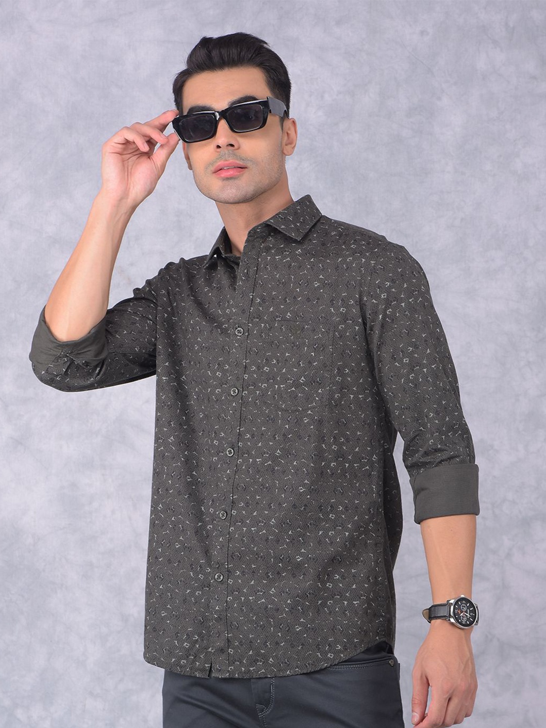 

Crimsoune Club Men Smart Spread Collar Abstract Printed Cotton Slim Fit Casual Shirt, Olive