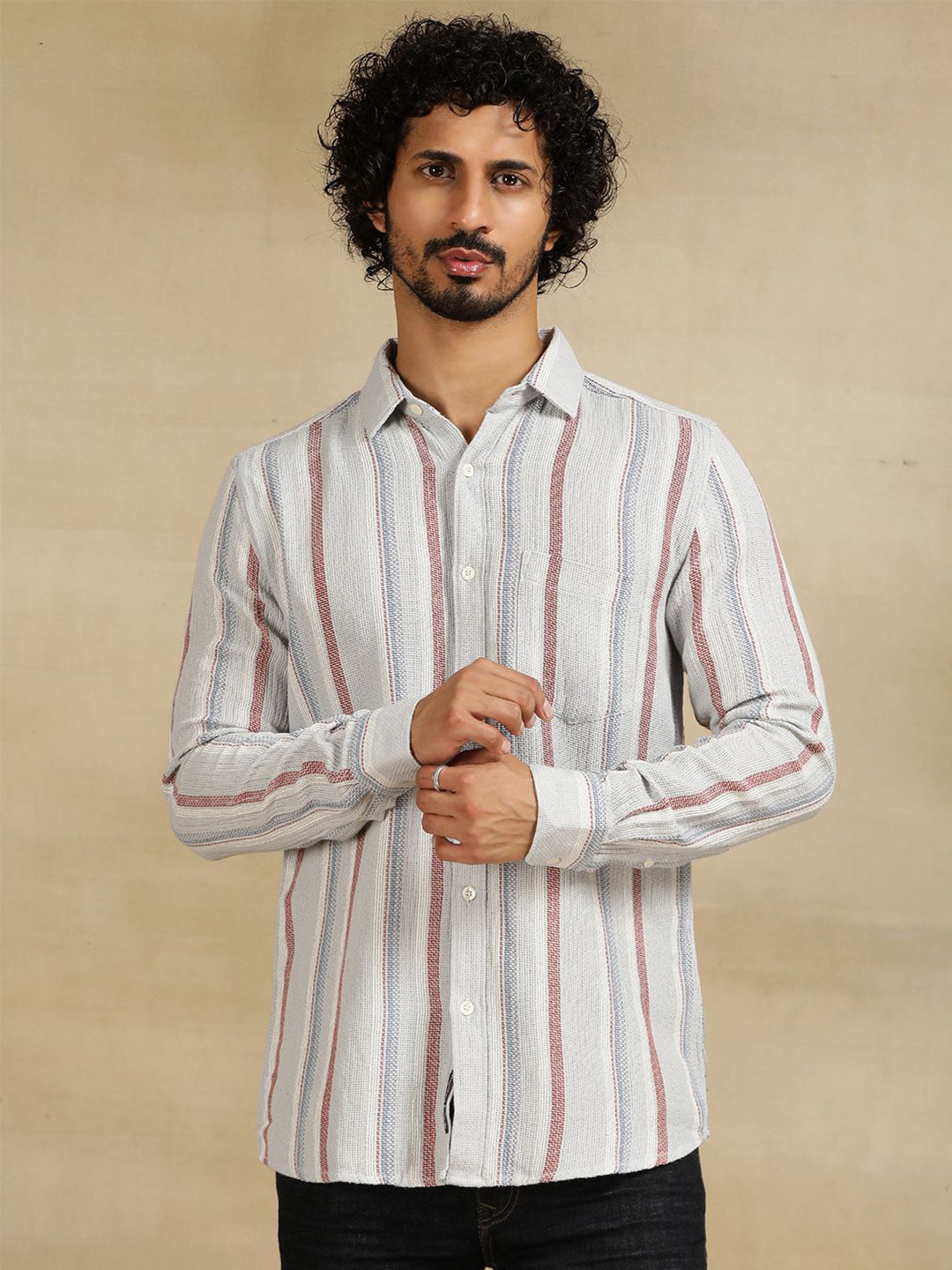 

JADE BLUE Men Cutaway Collar Vertical Striped Cotton Slim Fit Casual Shirt, Grey