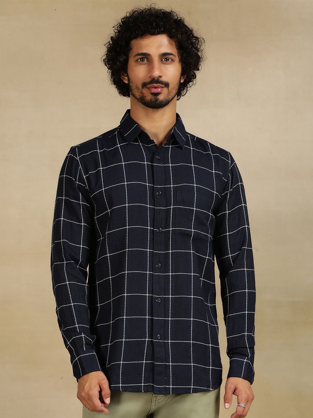 

JADE BLUE Men Cutaway Collar Windowpane Checked Cotton Casual Shirt, Navy blue