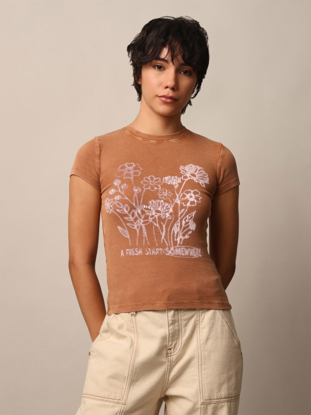 

ONLY Women Solid Round Neck Cotton Slim Fit T-shirt, Brown