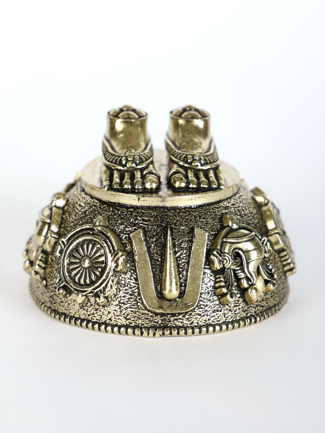 

Exotic India Brass Vishnu (Perumal) Charan Paduka, Gold