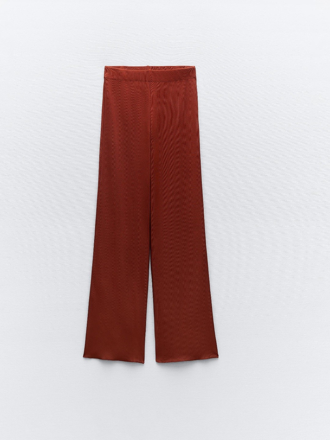 

ZARA Women Trousers, Na