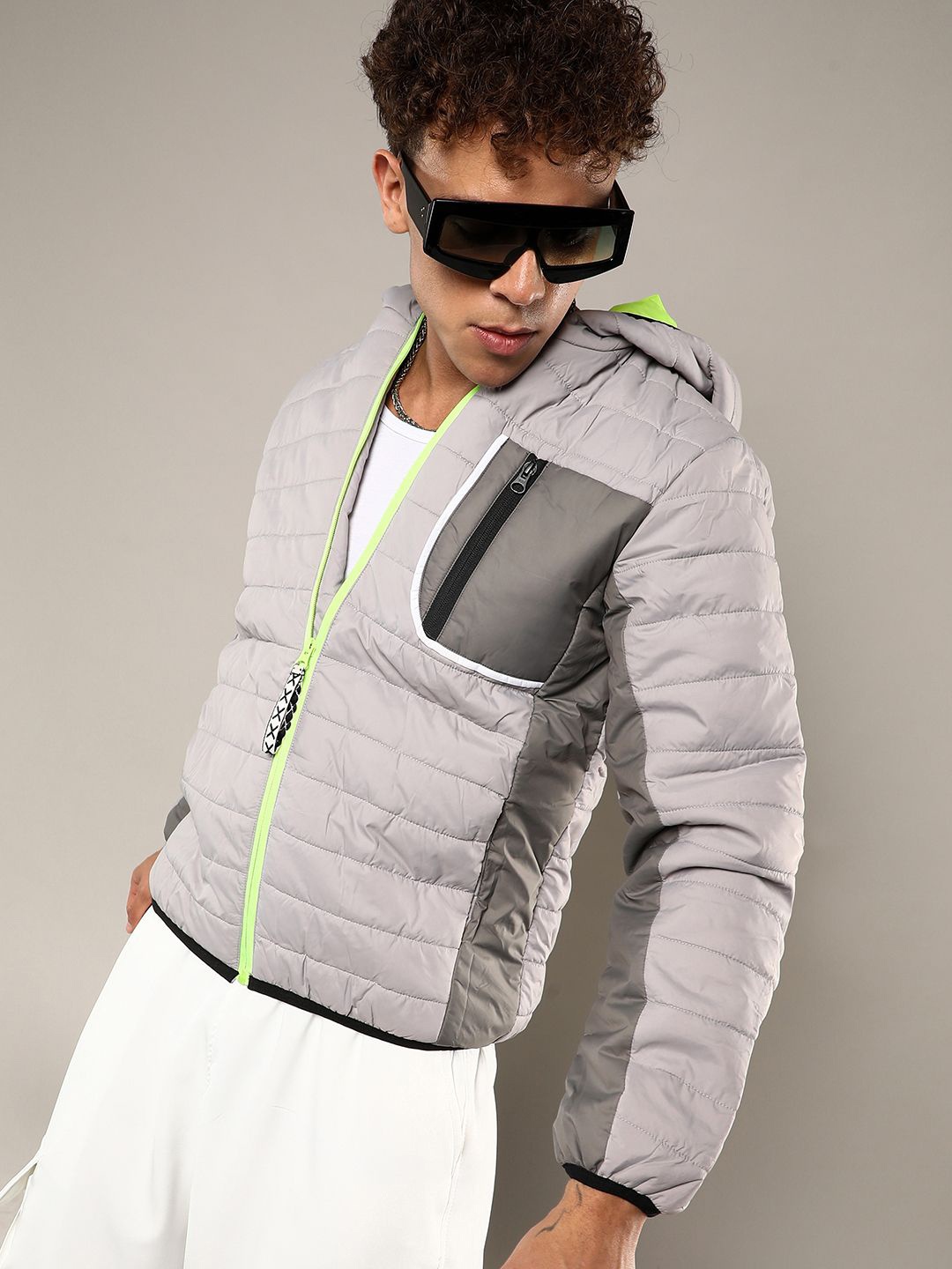 

Campus Sutra Men Hooded Colourblocked Casual Puffer Jacket, Grey